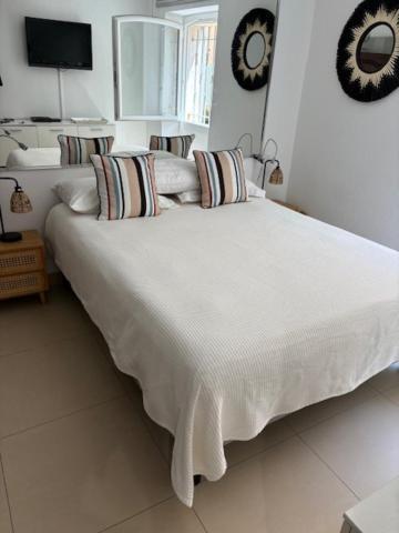 Appartement 3 Studios Centre Ville Saint Tropez Avec Parking Bagian luar foto